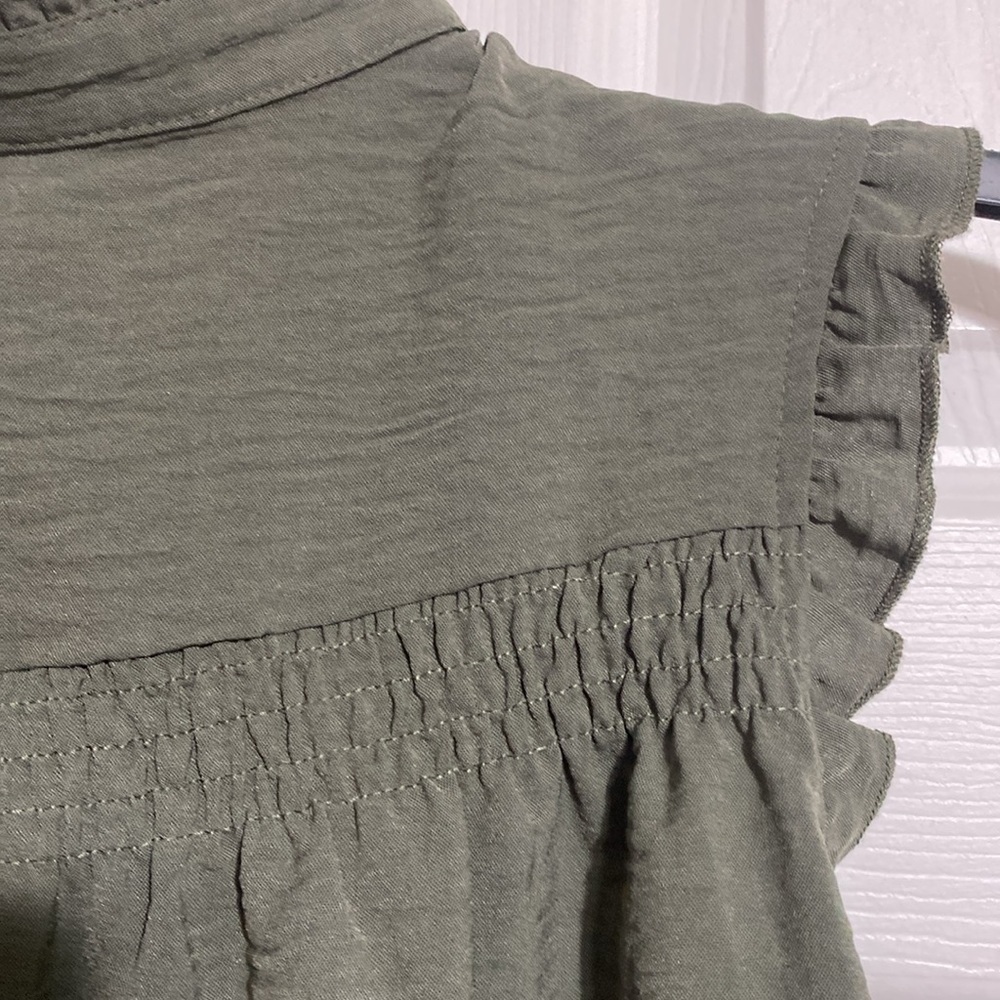 Green sleeveless smock top style blouse top shirt size MEDIUM - Picture 8 of 11